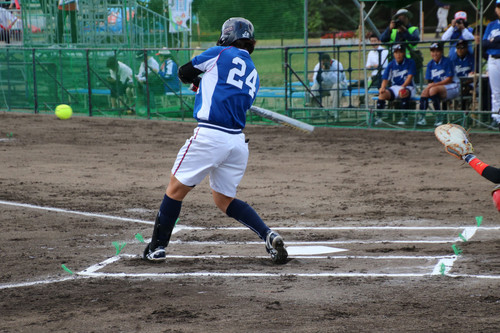 チーム神奈川、最初のヒットはレフトオーバーヒットの#清原選手