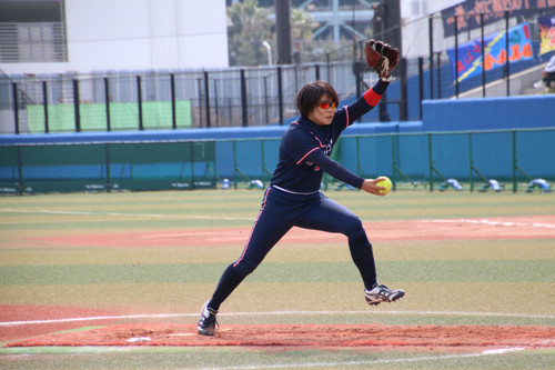 リリーフでマウンドに立つ#泉選手