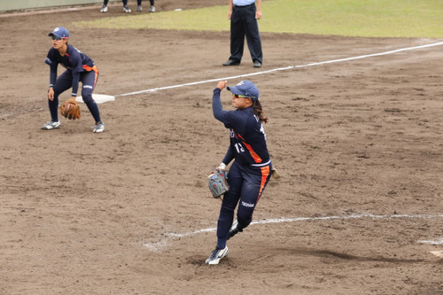 抑え　＃田内選手