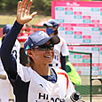 スタンドにファンサービス　＃鈴木（鮎）選手