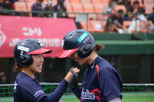 ハイタッチ　＃高瀬選手＃唐牛選手