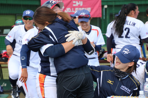 喜び合う二人！　＃フリッペン選手＃泉マネージャー