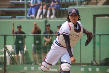 スローイングもバッチリ決まった清原選手