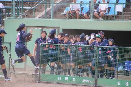 先取点を阻止し盛り上がるベンチ