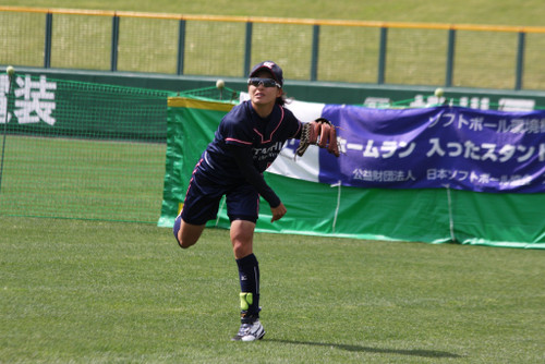 長谷川選手の遠投！