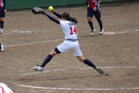 リリーフで登板した泉花穂選手もゼロで抑えました。