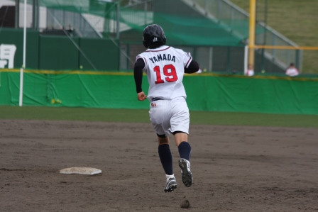 山田選手