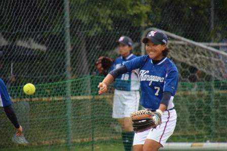 雨の試合でも元気な田邊選手