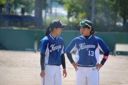 松岡選手と佐々木選手。何を話しているのでしょう？
