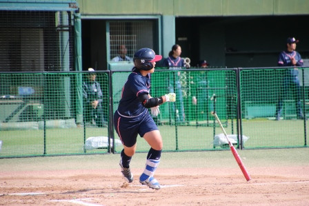 林選手！見事なツーベースヒット！