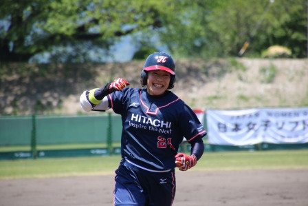 同点HRを放った木村選手！