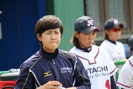 栗原マネージャ、水分補給後にカメラ目線頂きました！