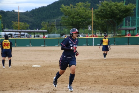 出た！高さのある特大ホームランの松畑選手。待ってました！