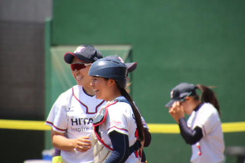 今シーズン初勝利をもぎ取った#岡村選手と#鈴木選手の若きバッテリー