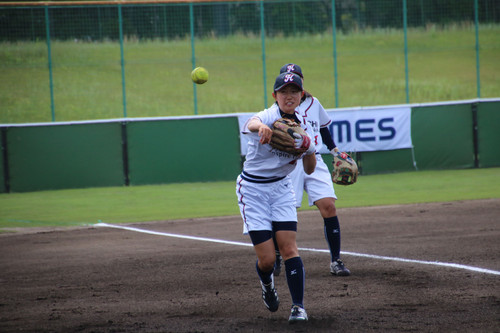 一生懸命に守備練習する#唐牛選手