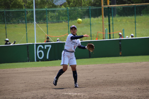 ショートゴロを軽快に捌く#那須選手