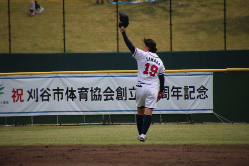 声援に応える #山田選手