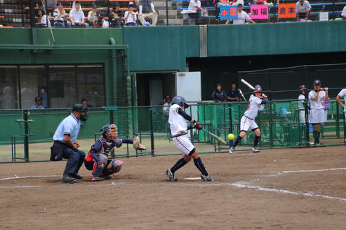 ライト線を抜ける２ベースヒット！ #屋禰選手