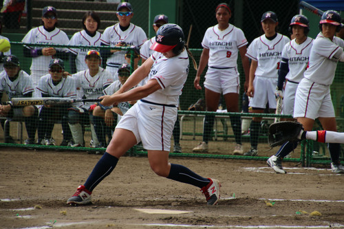 追加点の狼煙となるか、ペンドリー選手の内野越えヒット