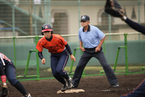 ホームインを待ってるよ！#服部選手