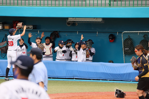 このベンチの盛り上がりを何時もお願いします！