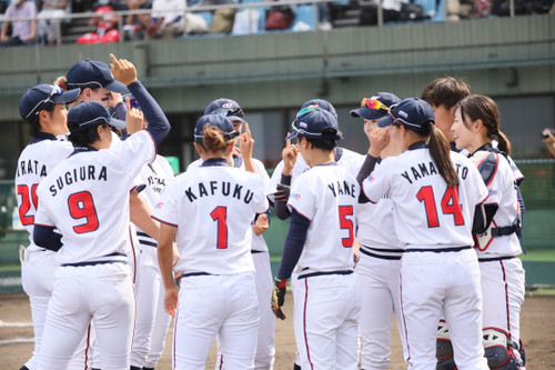 ベンチメンバーも盛り上がっていこう！！