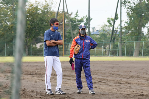 今年のチームを引っ張る試合前の#村山監督、栗田コーチ