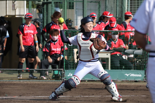 日立サンディーバのホームを守る#服部選手