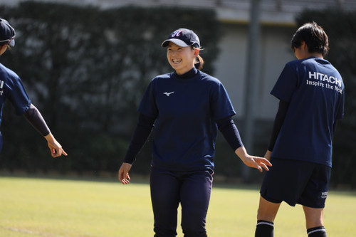 その明るさがブルペンでも光ります#服部選手