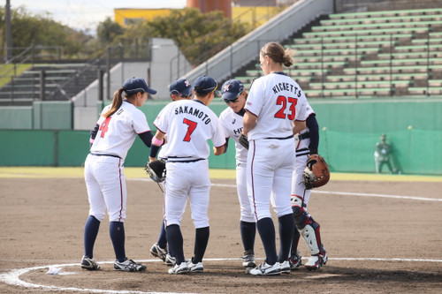 気合い入れる円陣でした