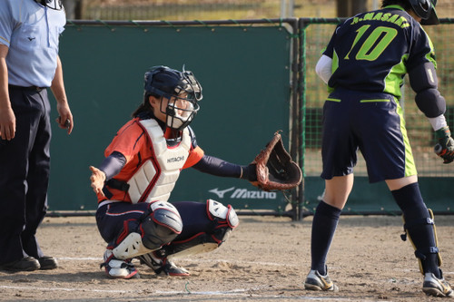 ピッチャーをリードする#服部選手