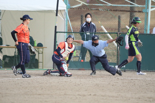 ホームクロスプレイはセーフ。悔しい#清原選手