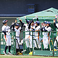 先制点、歓喜のお出迎え！