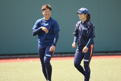 試合開始前のリラックスタイム＃大越選手と#那須選手