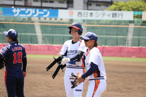１塁間に合ったよと森山選手