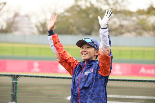 スタンドにむけて…　＃森山選手