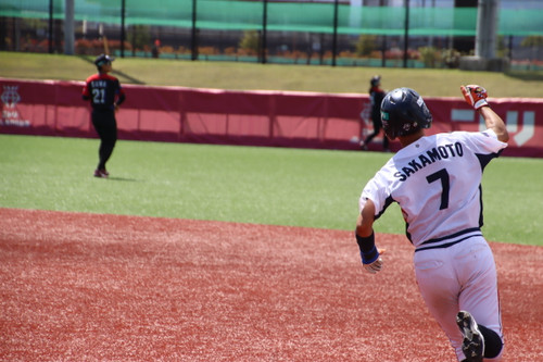 今シーズン初打席先頭打者HR!!　＃坂本(結)選手