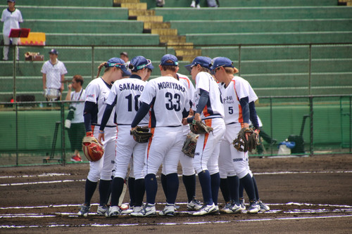 円陣組んで今日も勝ちに行こう！