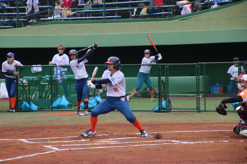 きれいにセンター前ヒット＃小島選手