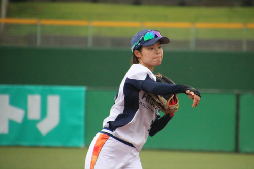 長身を活かした外野守備＃平田選手