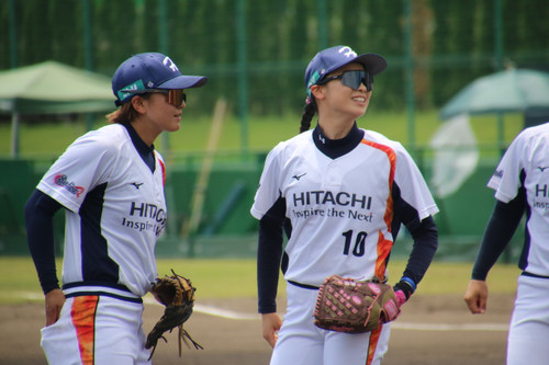 暑さに負けず笑顔でマウンドに立つ＃坂本選手