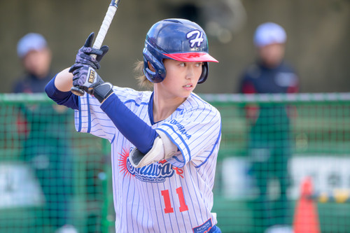 気合い入れて打席に立つ＃唐牛選手