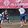 ８回裏に＃長谷川選手の冷静な判断でホームで刺して２アウト！
