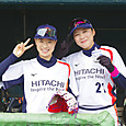 ＃坂本選手と＃後藤選手笑顔でピース
