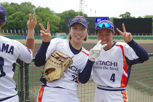 ＃小島選手と＃保谷選手の隣で後ろ姿のピースは誰かなぁ？