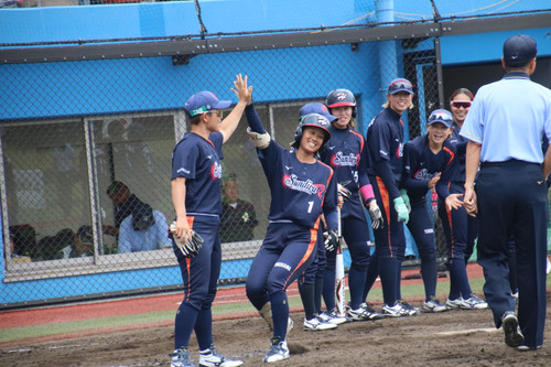 ＃堀口選手帰還してハイタッチ