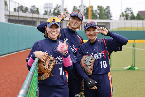 ピース×２＋グー