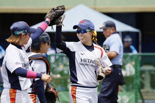 ＃長谷川選手絶好調、笑顔でハイタッチ６勝目